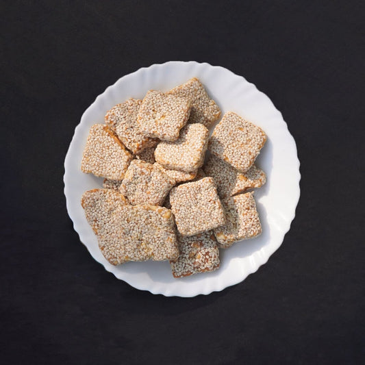 Crunchy Peanut Chikki (Gajak)